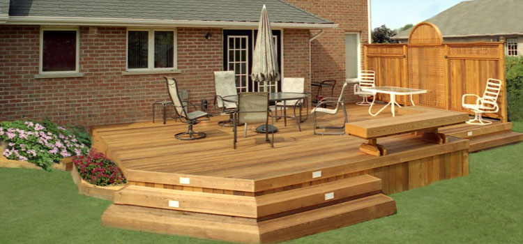 Cedar Composite Decking in Santa Fe Springs, CA