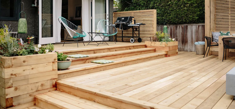 Cedar Decking in Santa Fe Springs, CA