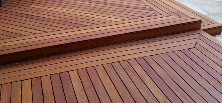 Redwood Decking Material in Santa Fe Springs, CA